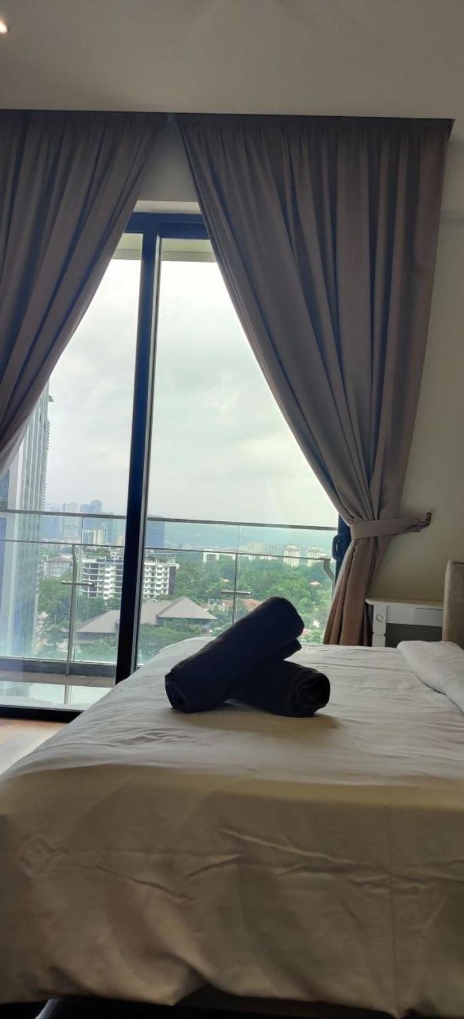 Crown Suites The Manor Klcc Kuala Lumpur City Center Экстерьер фото